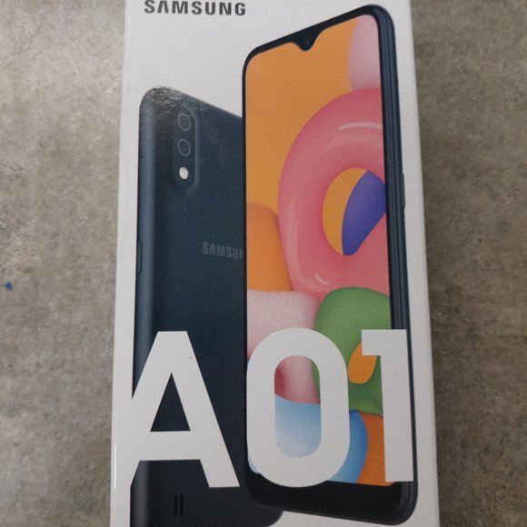 Samsung Galaxy A01 Pre-paid Verizon Phone